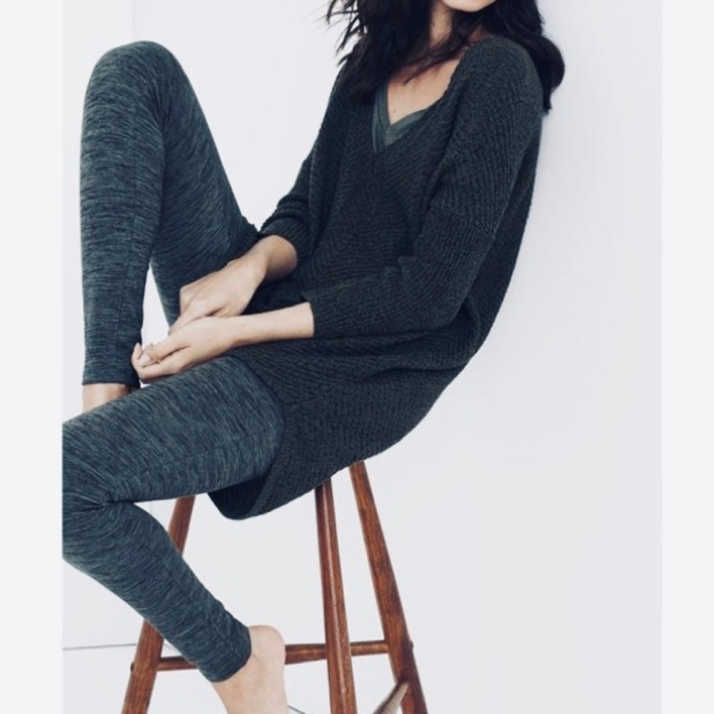 Express Ribbed London Tunic‎ Hi-Lo Sweater